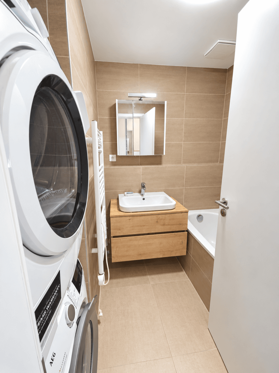 Prodej bytu 2+1 50 m², Ota Holúska, Záhorská Bystrica, Bratislavský kraj Prodej bytu 2+1 50 m², Ota Holúska, Záhorská Bystrica, Bratislavský kraj