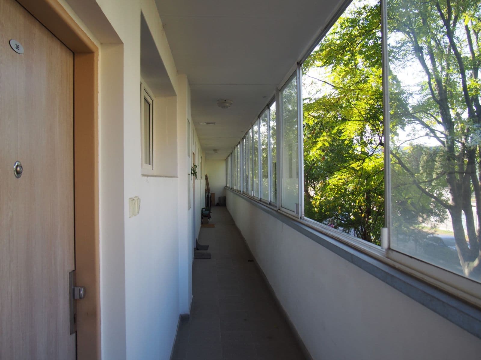 Pronájem bytu 1+1 45 m², Osadní, Praha, Praha Pronájem bytu 1+1 45 m², Osadní, Praha, Praha
