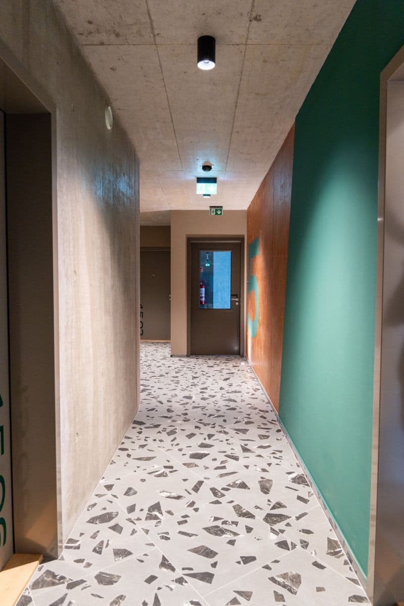 Pronájem bytu 1+kk 37 m², U Komína, Praha, Praha Pronájem bytu 1+kk 37 m², U Komína, Praha, Praha