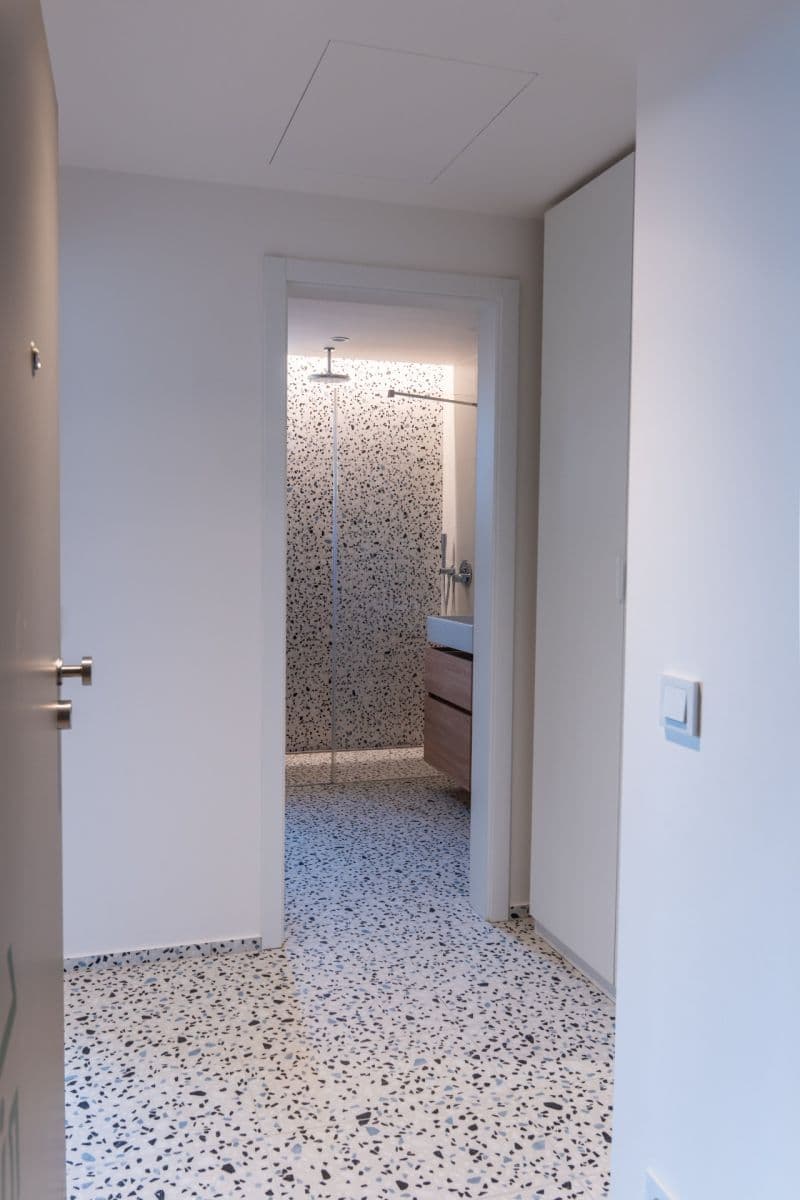 Pronájem bytu 1+kk 37 m², U Komína, Praha, Praha Pronájem bytu 1+kk 37 m², U Komína, Praha, Praha
