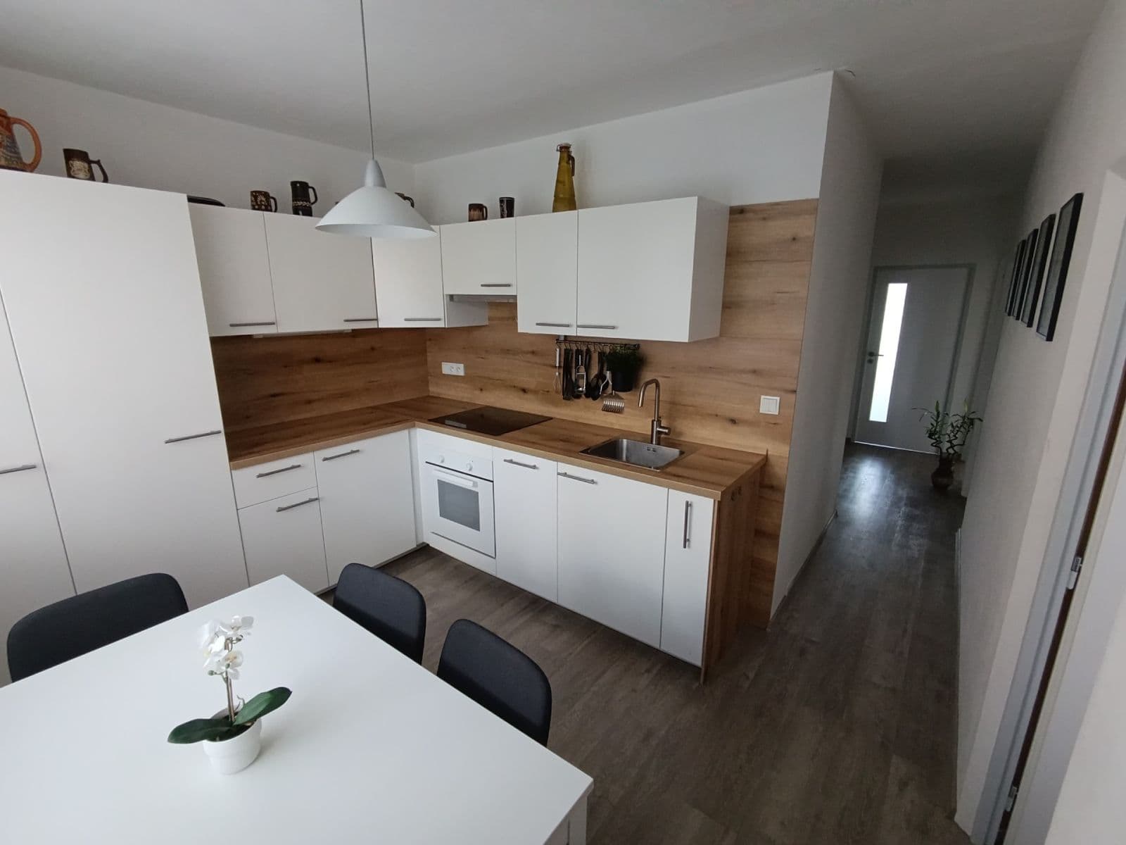 Prodej bytu 3+1 75 m², Horákova, Rokycany, Plzeňský kraj Prodej bytu 3+1 75 m², Horákova, Rokycany, Plzeňský kraj