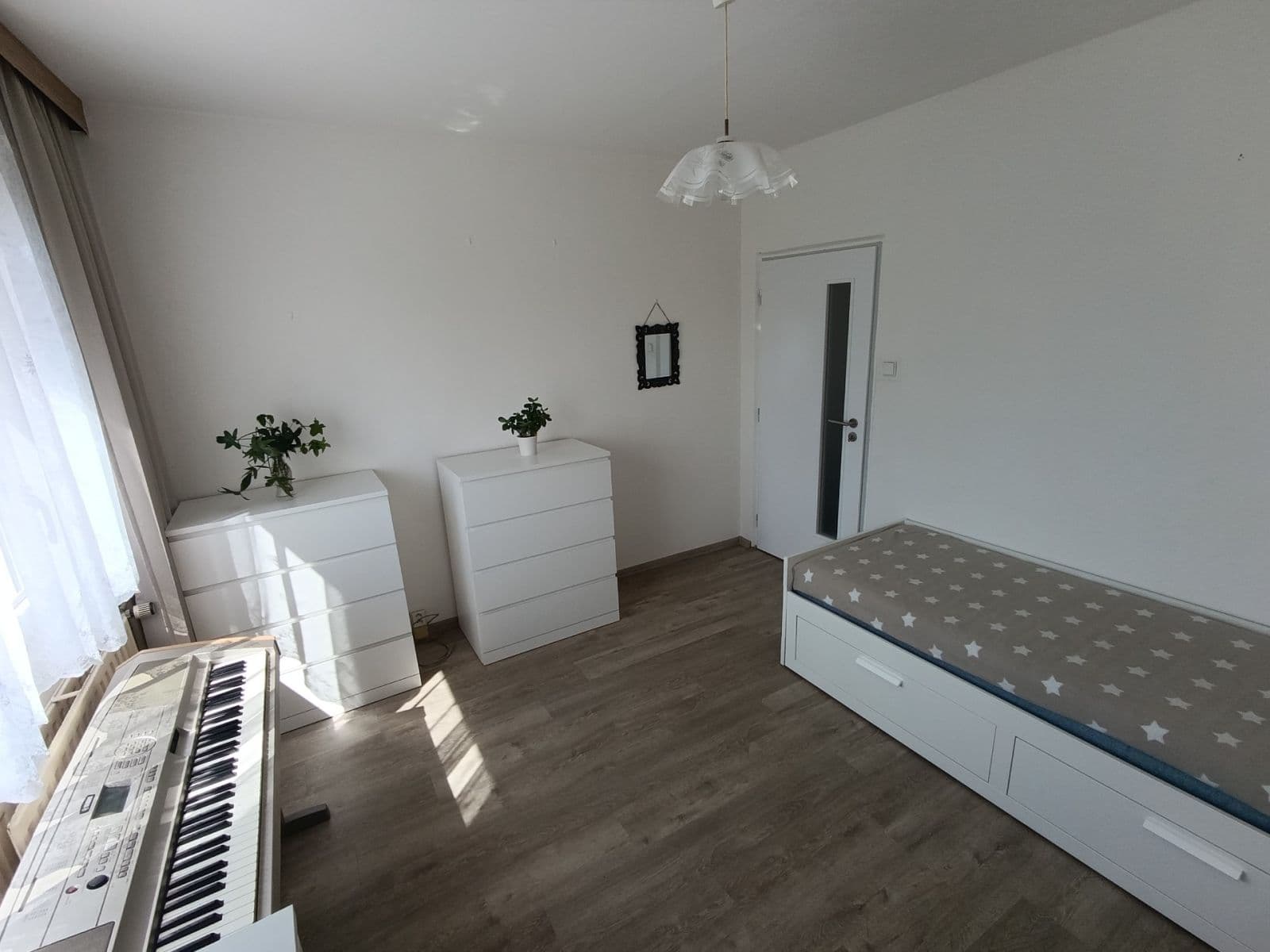 Prodej bytu 3+1 75 m², Horákova, Rokycany, Plzeňský kraj Prodej bytu 3+1 75 m², Horákova, Rokycany, Plzeňský kraj