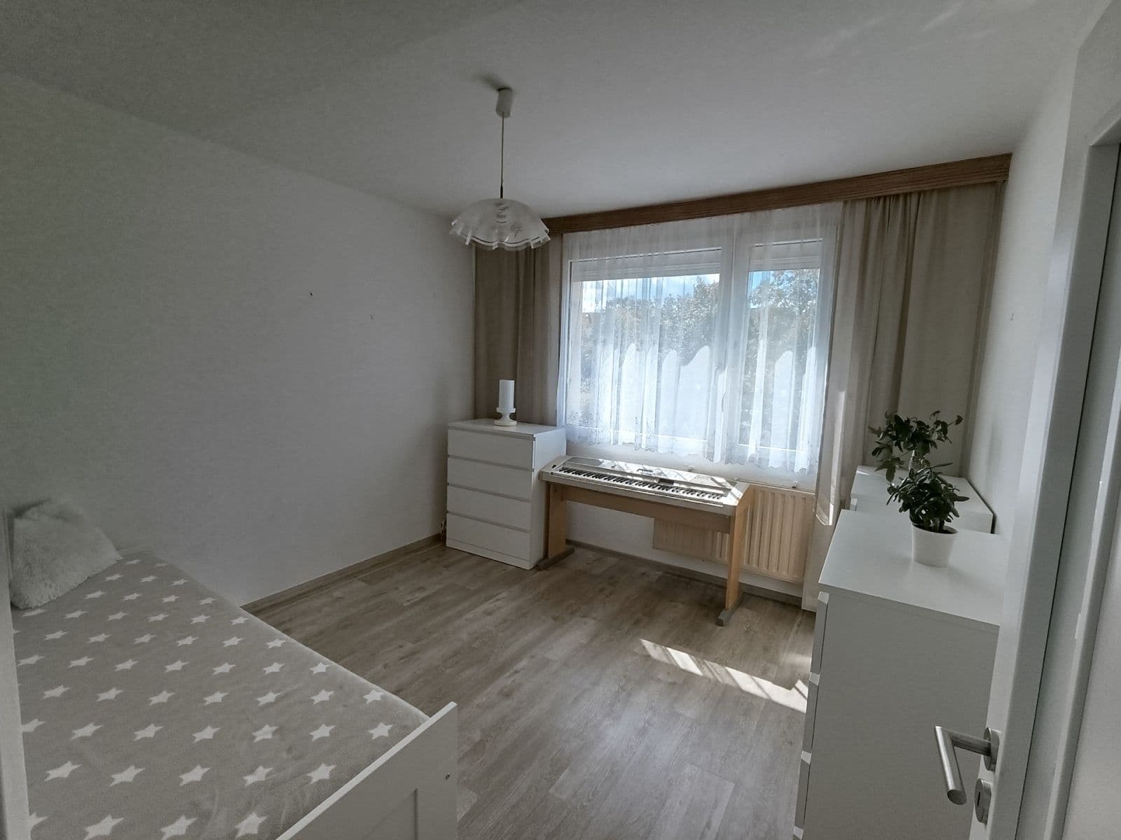 Prodej bytu 3+1 75 m², Horákova, Rokycany, Plzeňský kraj Prodej bytu 3+1 75 m², Horákova, Rokycany, Plzeňský kraj