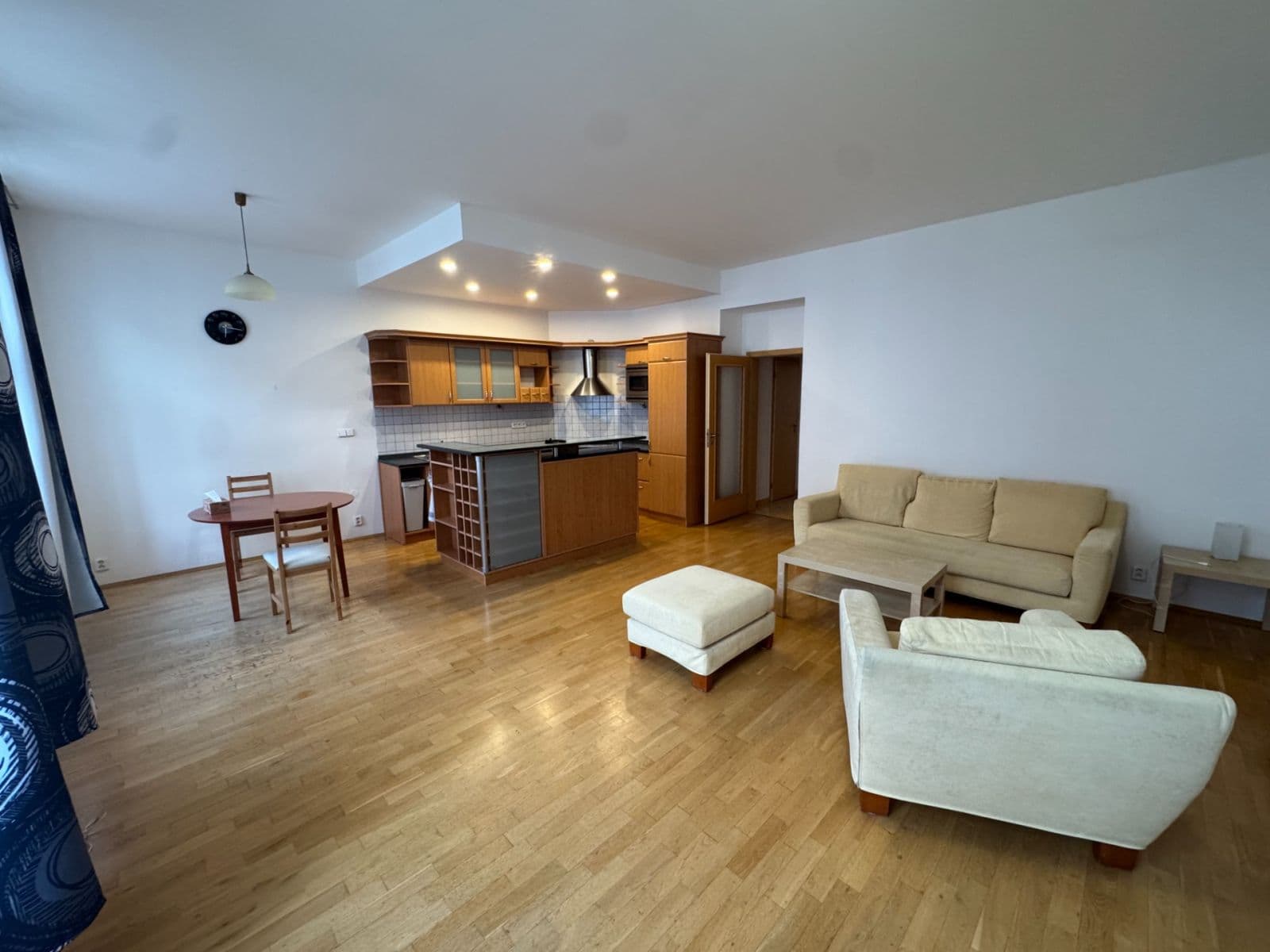Pronájem bytu 2+kk 50 m², Marie Cibulkové, Praha, Praha Pronájem bytu 2+kk 50 m², Marie Cibulkové, Praha, Praha