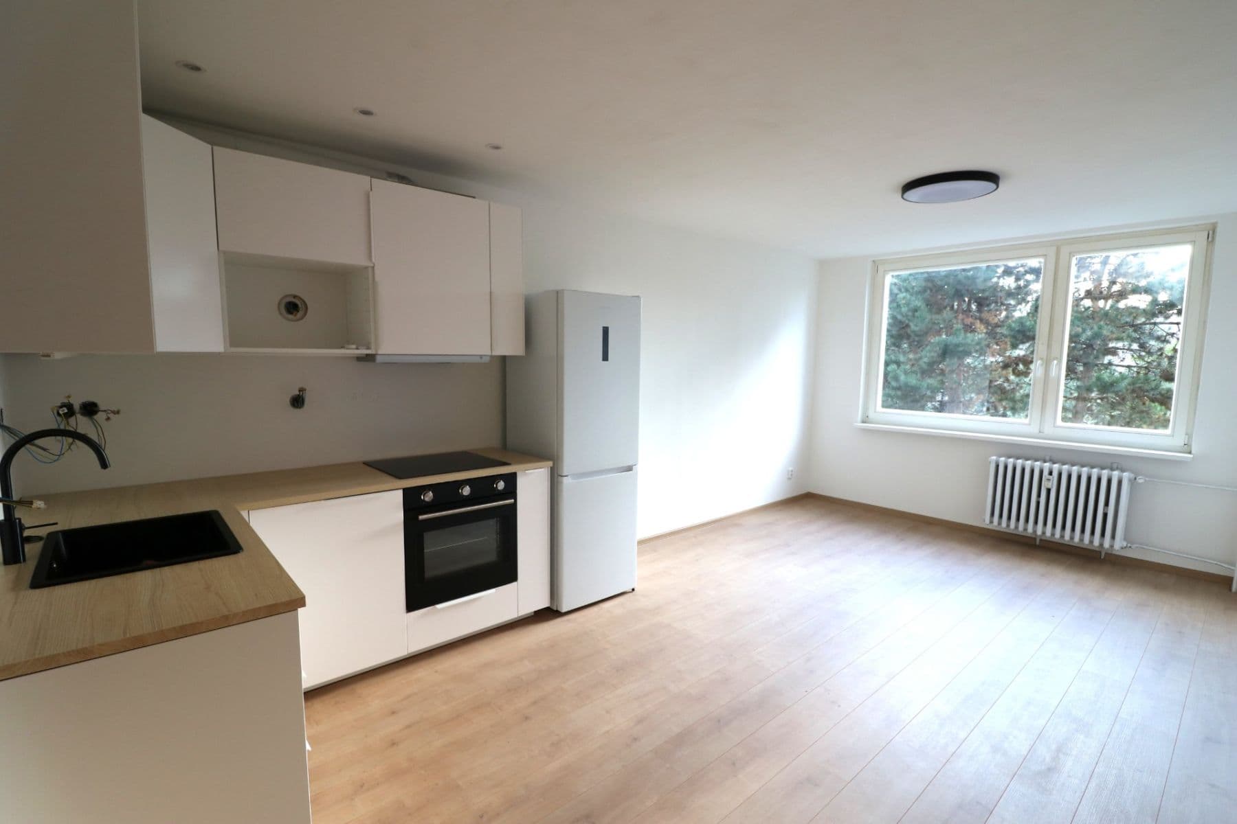 Pronájem bytu 2+kk 41 m², Pirinská, Praha, Praha Pronájem bytu 2+kk 41 m², Pirinská, Praha, Praha