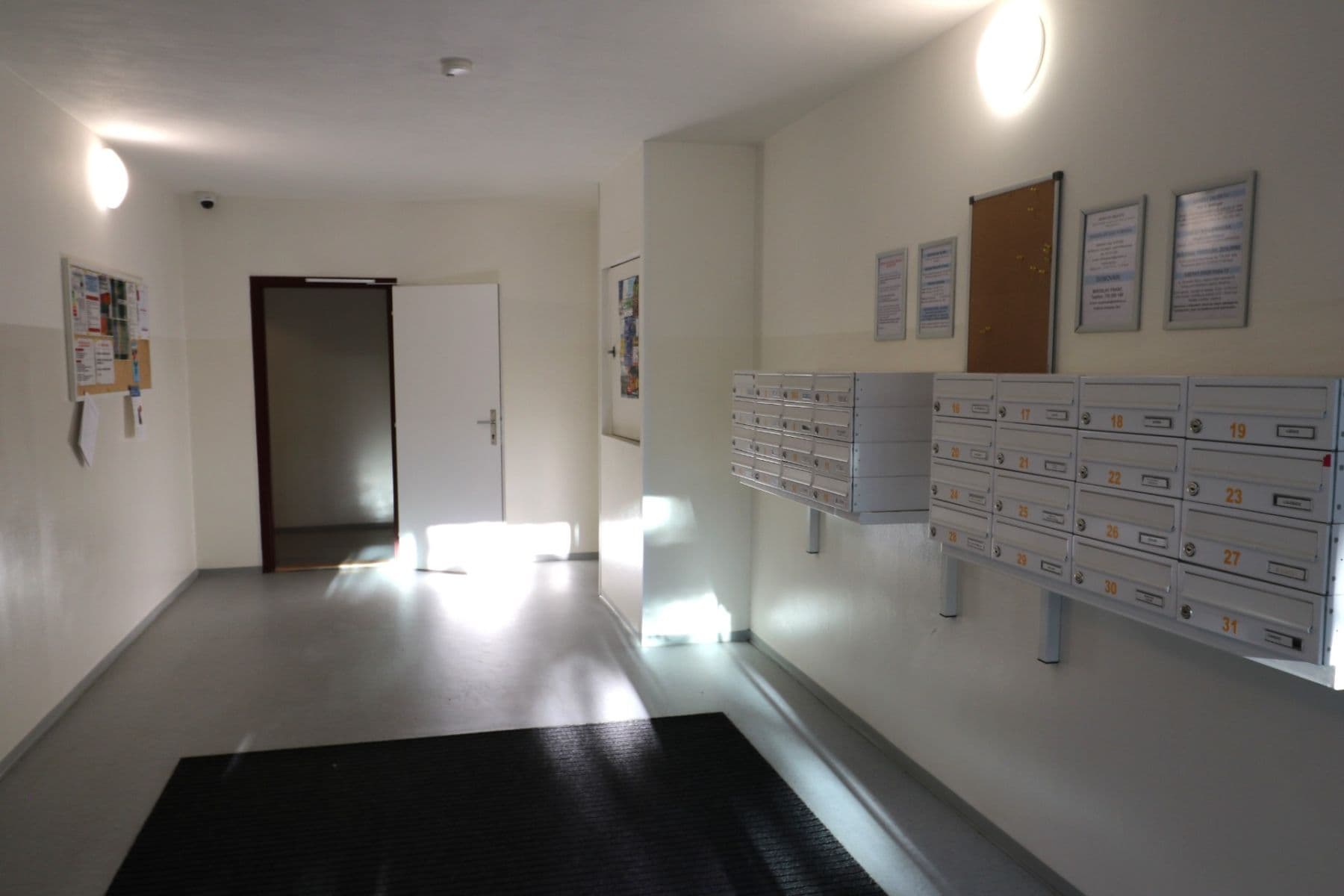 Pronájem bytu 2+kk 41 m², Pirinská, Praha, Praha Pronájem bytu 2+kk 41 m², Pirinská, Praha, Praha