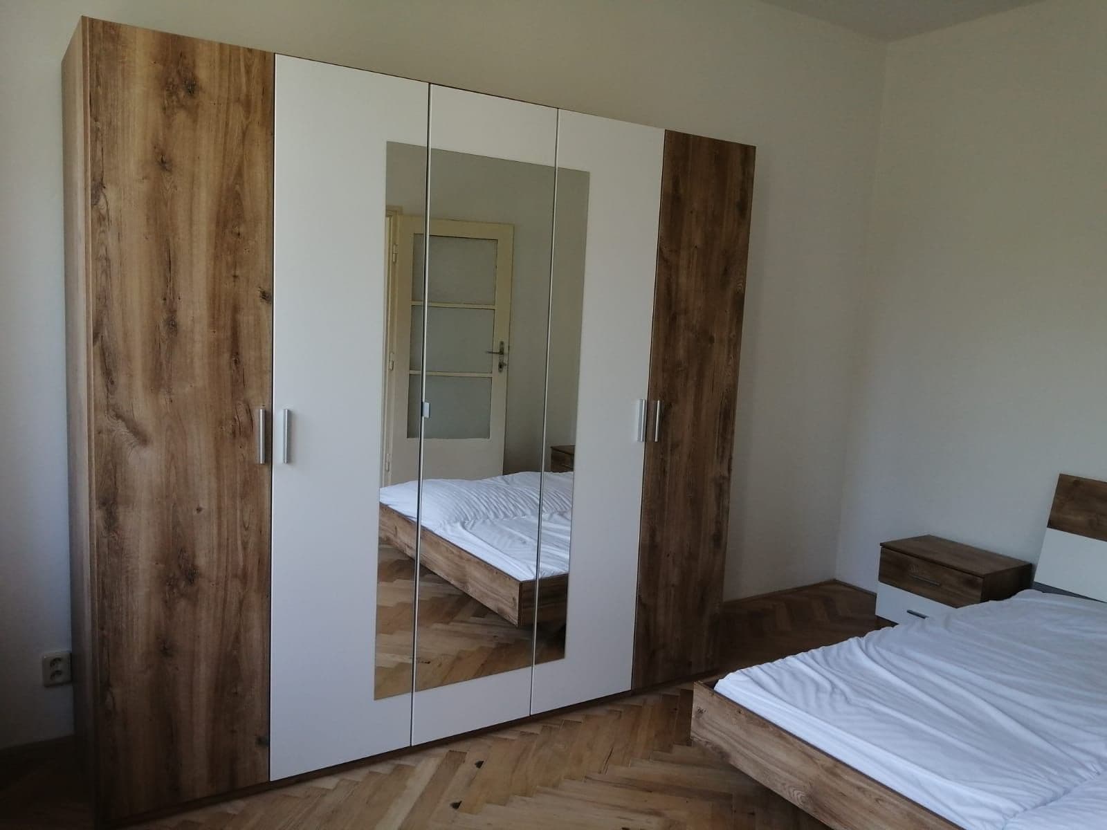 Pronájem bytu 2+kk 42 m², Lumiérů, Praha, Praha Pronájem bytu 2+kk 42 m², Lumiérů, Praha, Praha