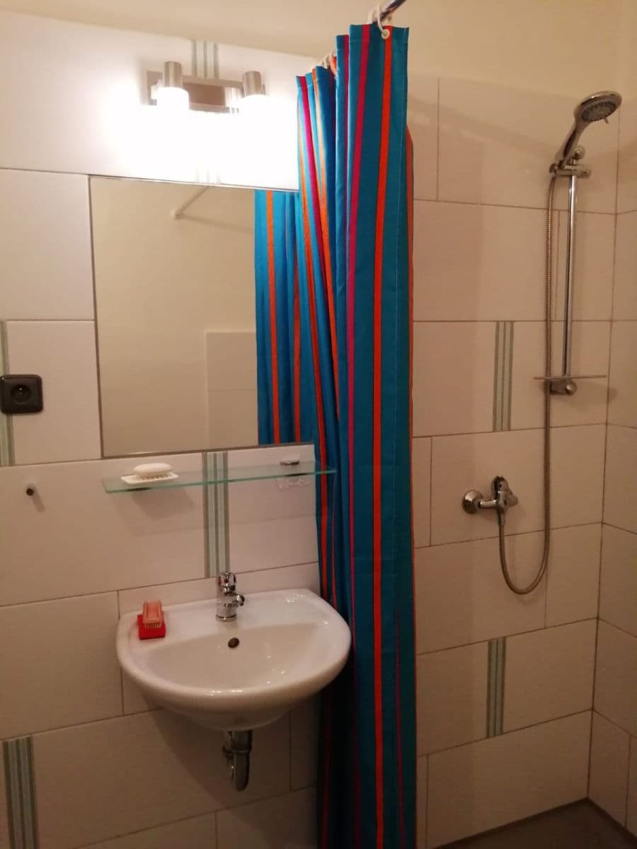 Pronájem bytu 2+kk 42 m², Lumiérů, Praha, Praha Pronájem bytu 2+kk 42 m², Lumiérů, Praha, Praha