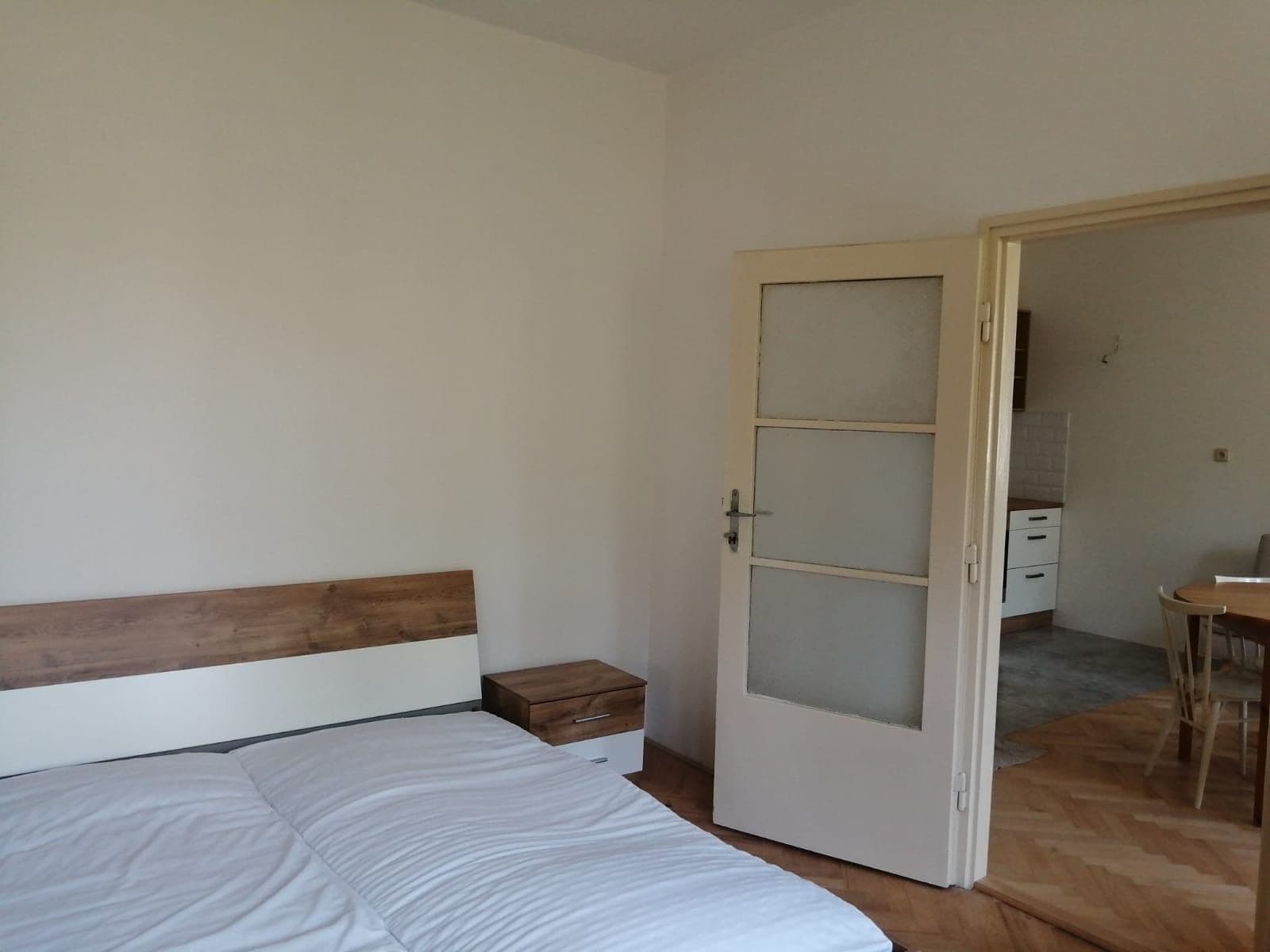 Pronájem bytu 2+kk 42 m², Lumiérů, Praha, Praha Pronájem bytu 2+kk 42 m², Lumiérů, Praha, Praha