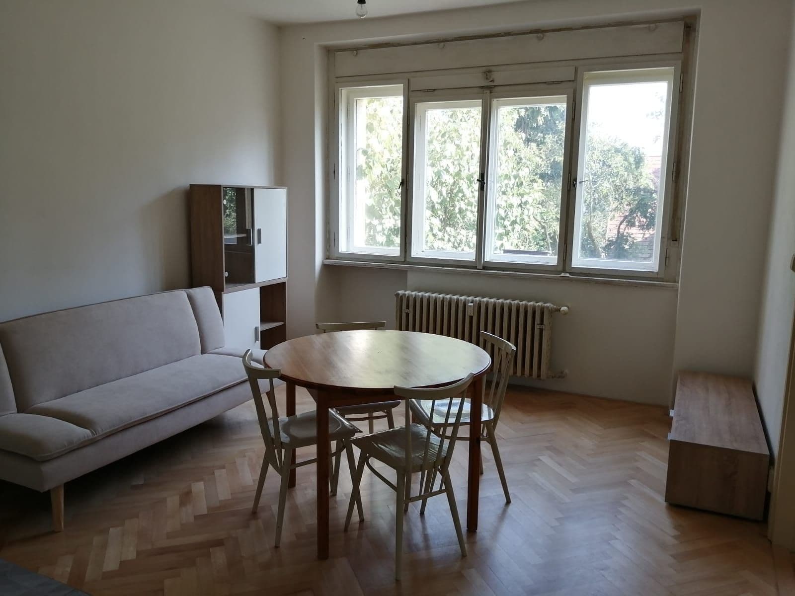 Pronájem bytu 2+kk 42 m², Lumiérů, Praha, Praha Pronájem bytu 2+kk 42 m², Lumiérů, Praha, Praha