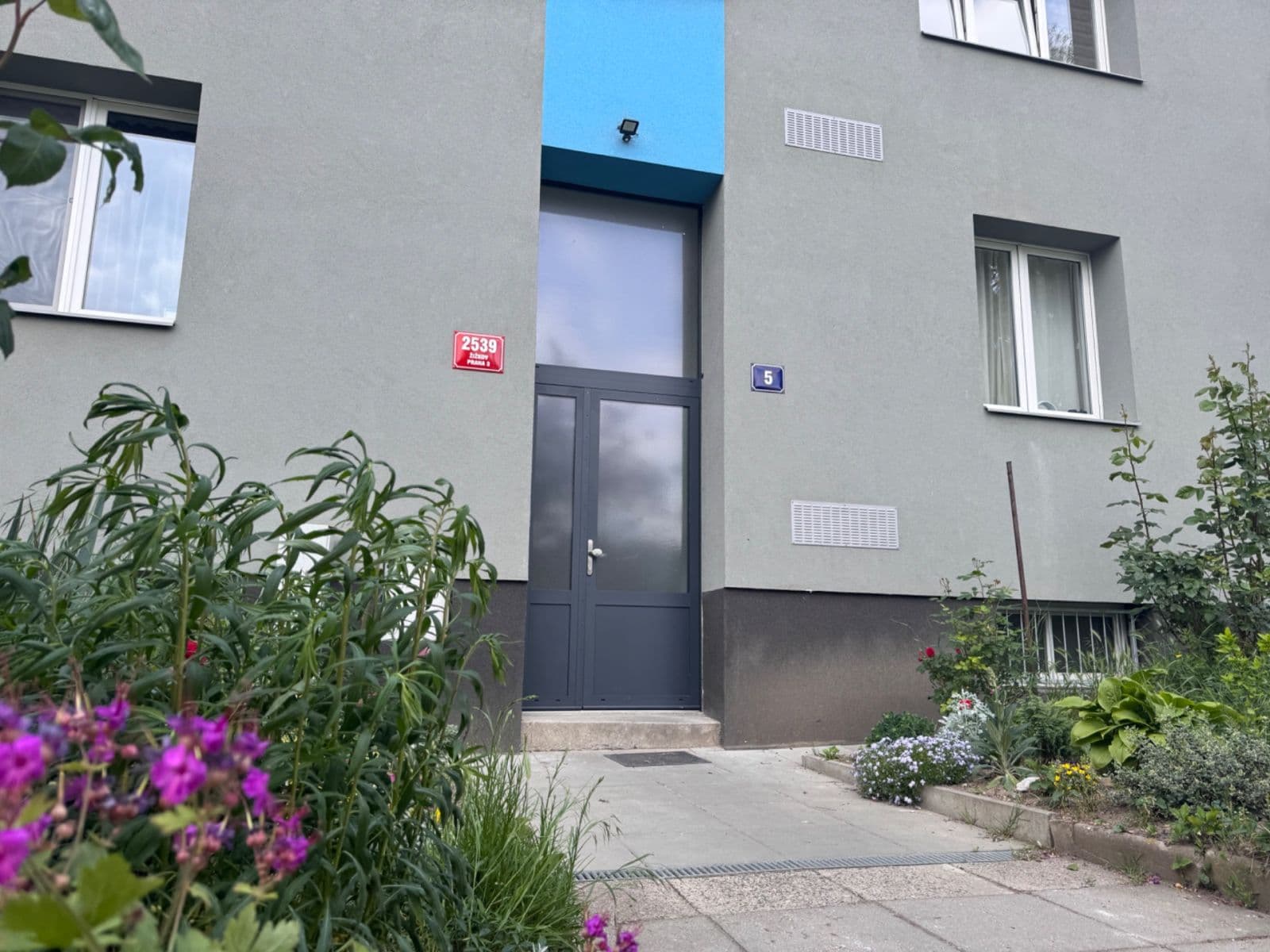 Prodej bytu 2+1 53 m², Osiková, Praha, Praha Prodej bytu 2+1 53 m², Osiková, Praha, Praha