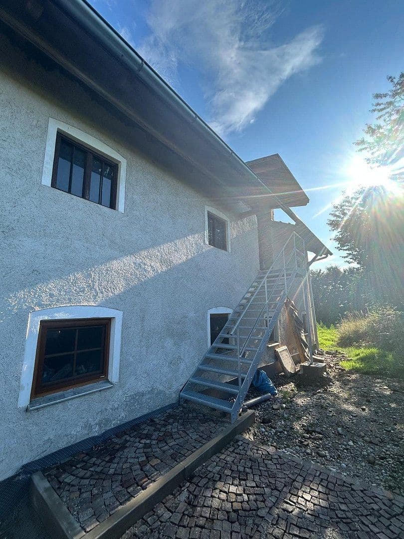 Prodej domu 162 m², pozemek 4.250 m², Buchbach, Bavorsko Prodej domu 162 m², pozemek 4.250 m², Buchbach, Bavorsko
