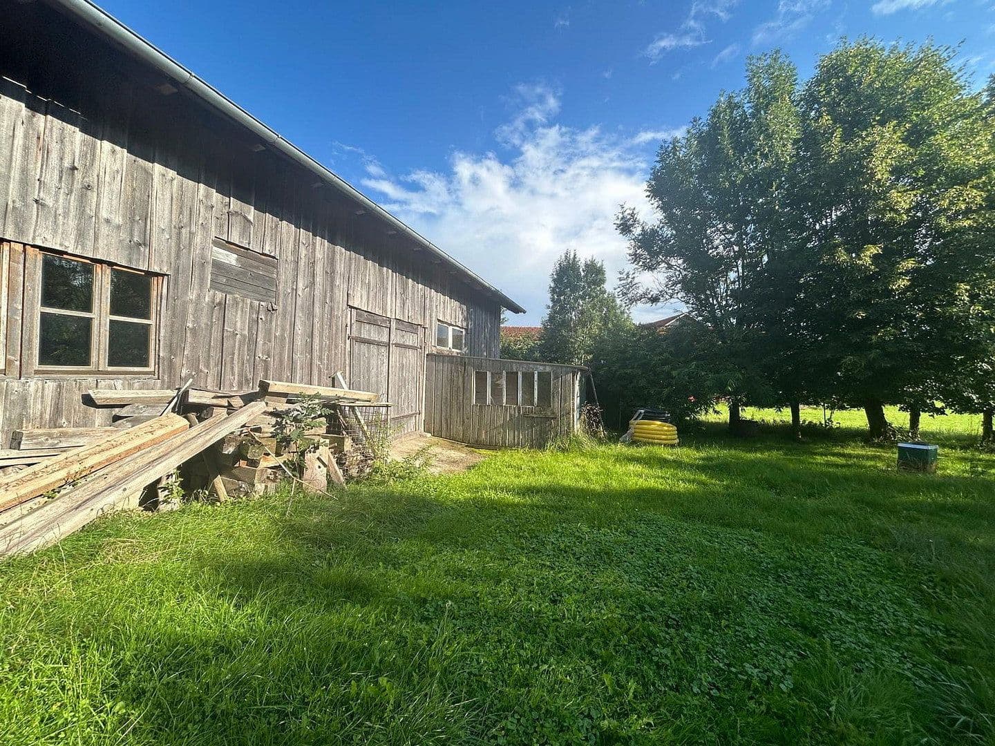 Prodej domu 162 m², pozemek 4.250 m², Buchbach, Bavorsko Prodej domu 162 m², pozemek 4.250 m², Buchbach, Bavorsko
