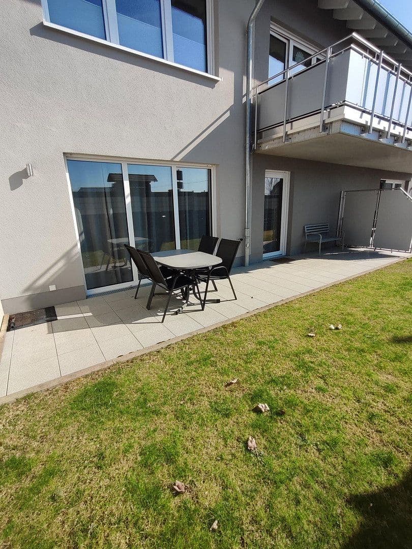 Pronájem bytu 1+1 65 m², Hümmerich, Porýní-Falc Pronájem bytu 1+1 65 m², Hümmerich, Porýní-Falc