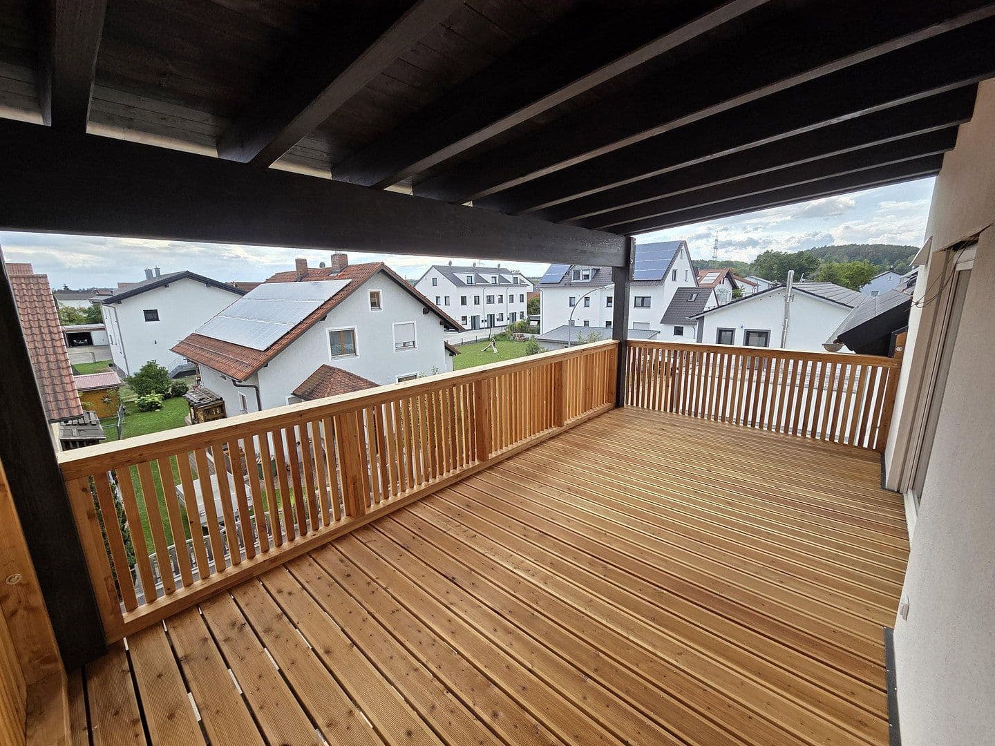 Pronájem bytu 5+1 121 m², Falkenstraße 6, Regenstauf, Bavorsko Pronájem bytu 5+1 121 m², Falkenstraße 6, Regenstauf, Bavorsko