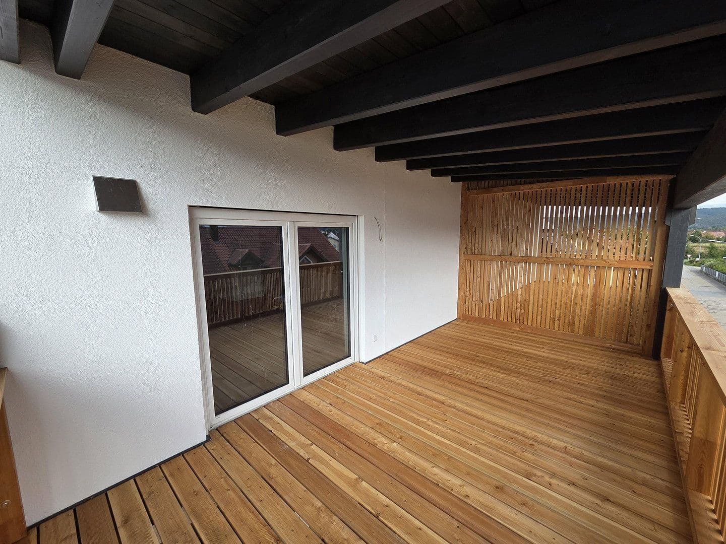 Pronájem bytu 5+1 121 m², Falkenstraße 6, Regenstauf, Bavorsko Pronájem bytu 5+1 121 m², Falkenstraße 6, Regenstauf, Bavorsko