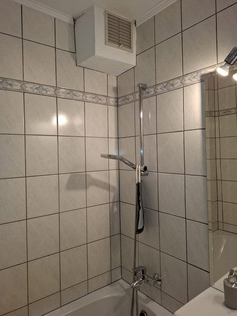 Pronájem bytu 3+1 78 m², Steinstraße 193, KRefeld, Severní Porýní-Vestfálsko Pronájem bytu 3+1 78 m², Steinstraße 193, KRefeld, Severní Porýní-Vestfálsko