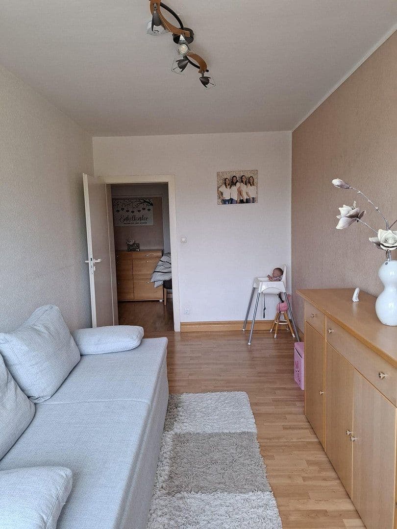 Pronájem bytu 3+1 78 m², Steinstraße 193, KRefeld, Severní Porýní-Vestfálsko Pronájem bytu 3+1 78 m², Steinstraße 193, KRefeld, Severní Porýní-Vestfálsko