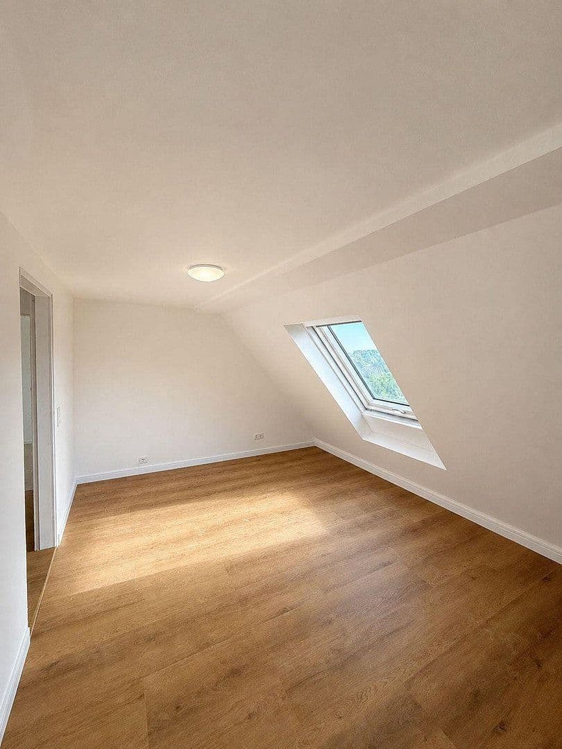 Pronájem bytu 3+kk 62 m², Reisachstraße 8, Pliezhausen, Bádensko-Württembersko Pronájem bytu 3+kk 62 m², Reisachstraße 8, Pliezhausen, Bádensko-Württembersko