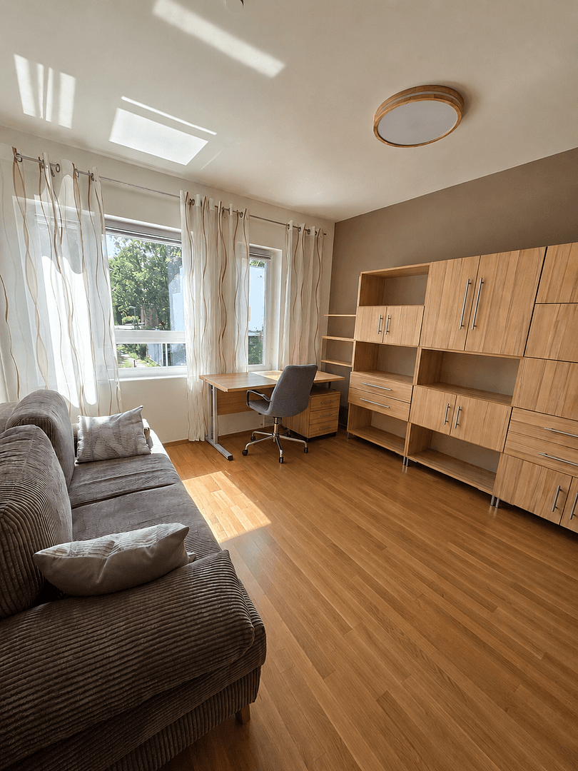 Prodej domu 126 m², pozemek 261 m², Hamburg, Hamburg Prodej domu 126 m², pozemek 261 m², Hamburg, Hamburg