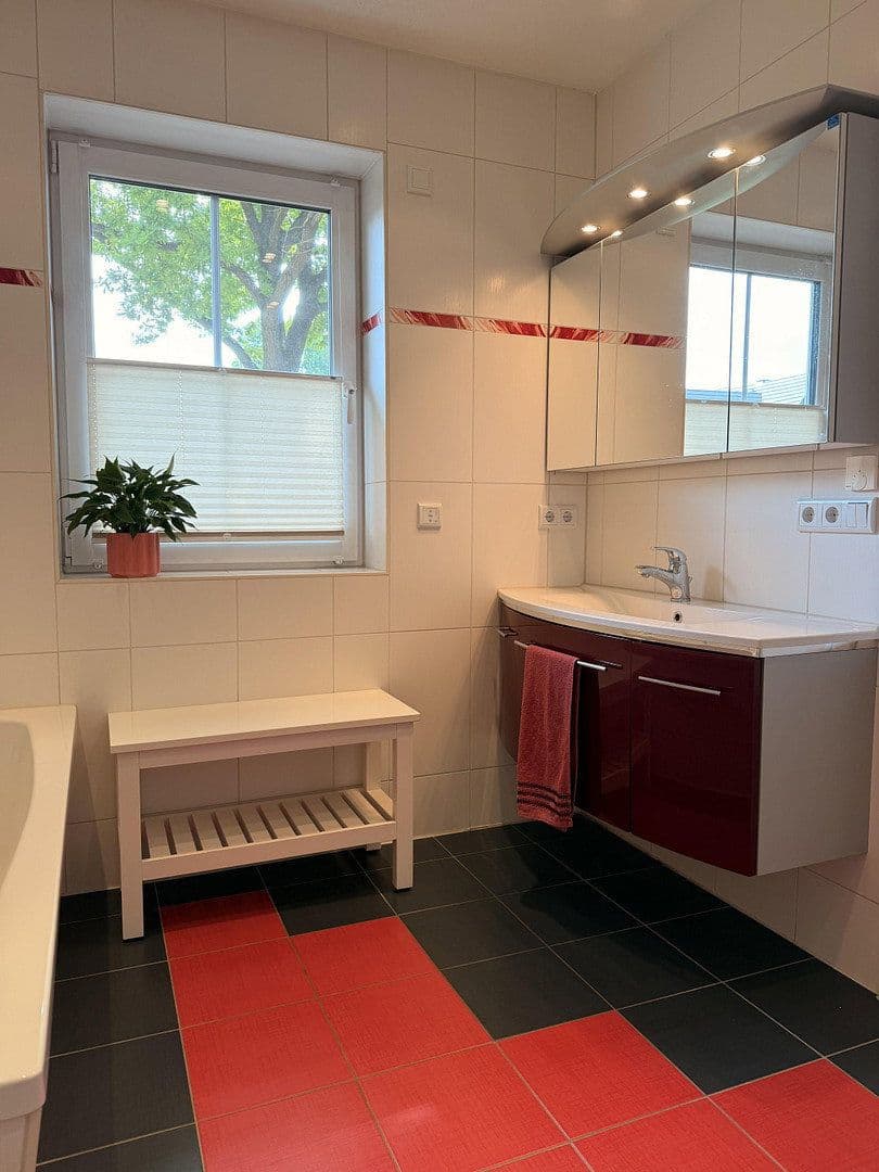 Prodej domu 176 m², pozemek 720 m², Oranienburg, Braniborsko Prodej domu 176 m², pozemek 720 m², Oranienburg, Braniborsko