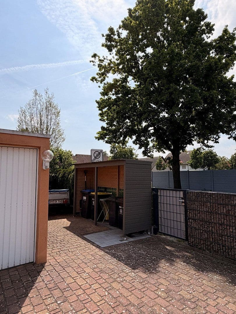 Prodej domu 176 m², pozemek 720 m², Oranienburg, Braniborsko Prodej domu 176 m², pozemek 720 m², Oranienburg, Braniborsko