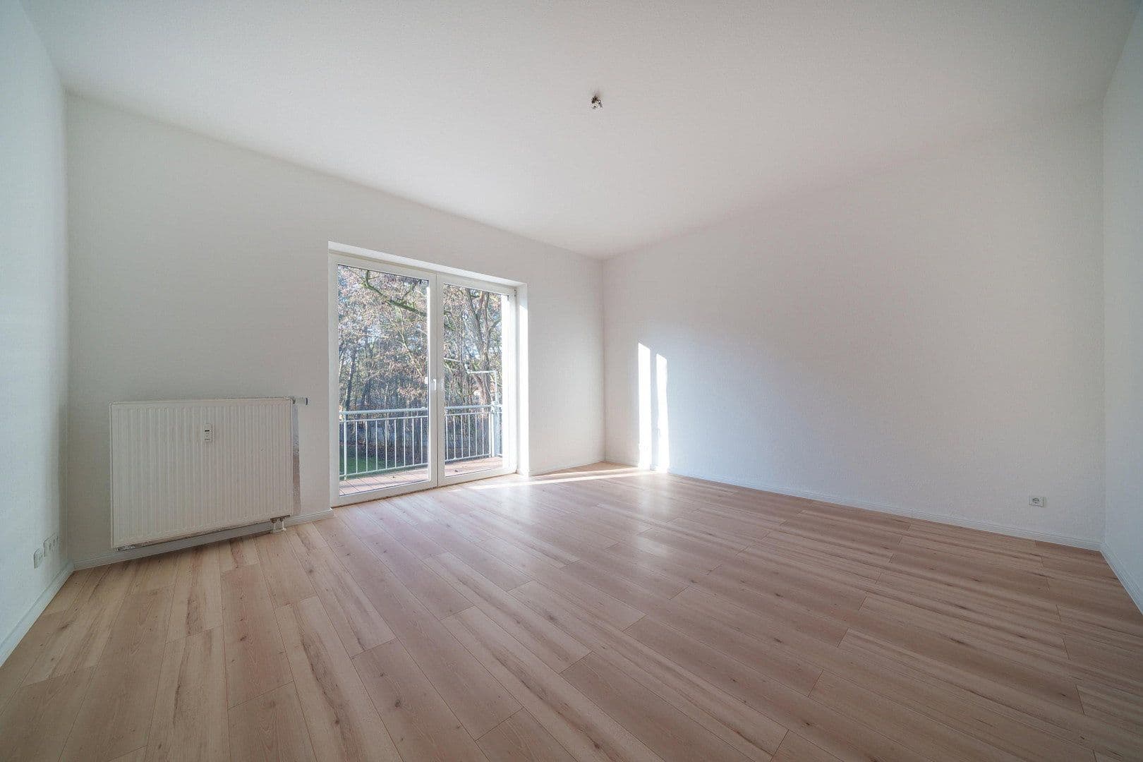 Pronájem bytu 3+1 96 m², Brandenburgische Str., Zossen, Braniborsko Pronájem bytu 3+1 96 m², Brandenburgische Str., Zossen, Braniborsko