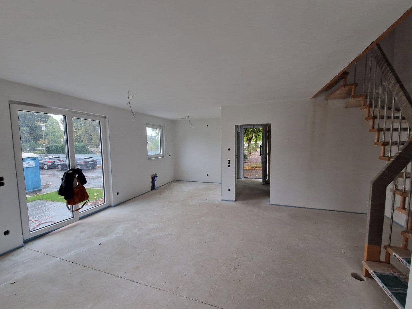 Pronájem domu 156 m², pozemek 250 m², Peterstr. 34, Niederkassel, Severní Porýní-Vestfálsko Pronájem domu 156 m², pozemek 250 m², Peterstr. 34, Niederkassel, Severní Porýní-Vestfálsko