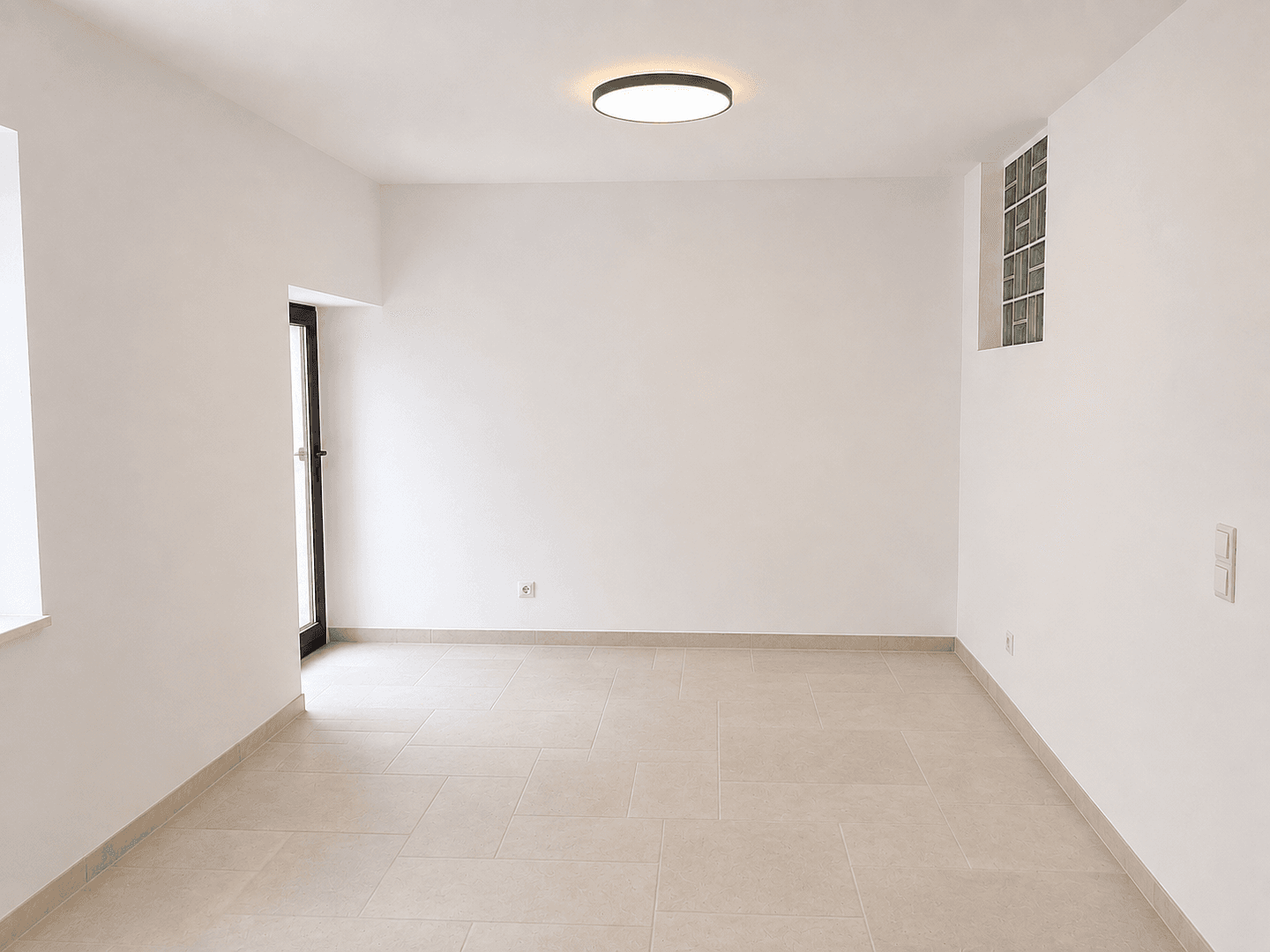 Prodej bytu 1+1 67 m², Johanniterstraße 13, Cáchy, Severní Porýní-Vestfálsko Prodej bytu 1+1 67 m², Johanniterstraße 13, Cáchy, Severní Porýní-Vestfálsko