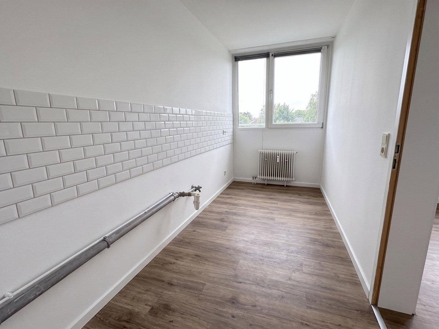 Pronájem bytu 4+1 100 m², Volksgartenstraße 196, Mönchengladbach, Severní Porýní-Vestfálsko Pronájem bytu 4+1 100 m², Volksgartenstraße 196, Mönchengladbach, Severní Porýní-Vestfálsko