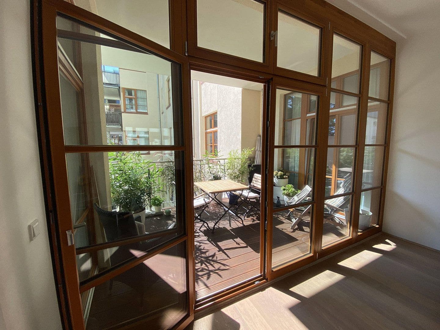Prodej bytu 4+kk 157 m², Berlin, Berlín Prodej bytu 4+kk 157 m², Berlin, Berlín