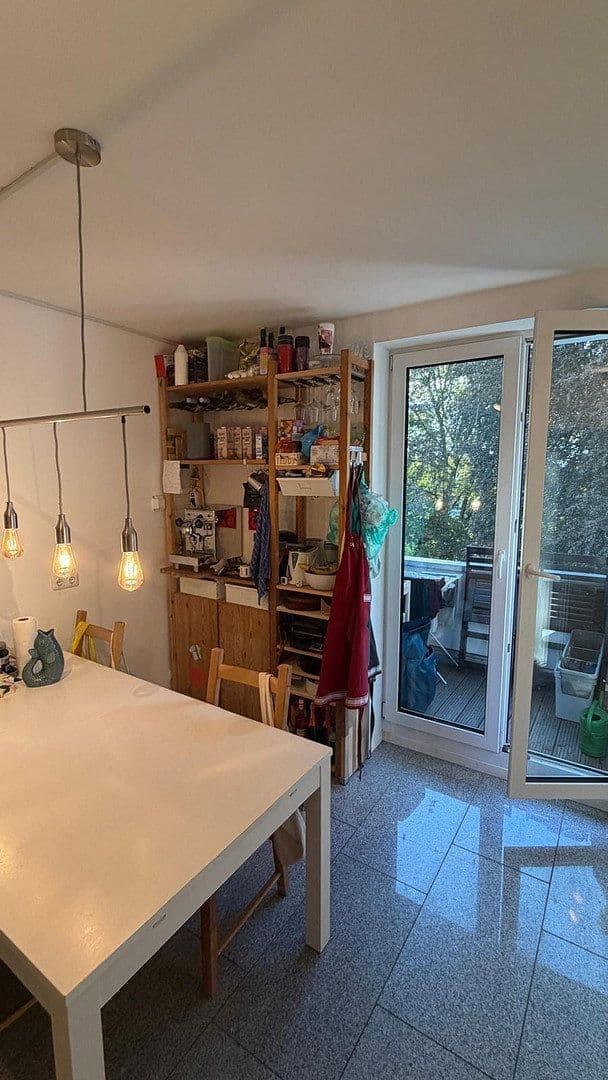 Pronájem bytu 3+1 78 m², Viktoriaalle 48, Cáchy, Severní Porýní-Vestfálsko Pronájem bytu 3+1 78 m², Viktoriaalle 48, Cáchy, Severní Porýní-Vestfálsko