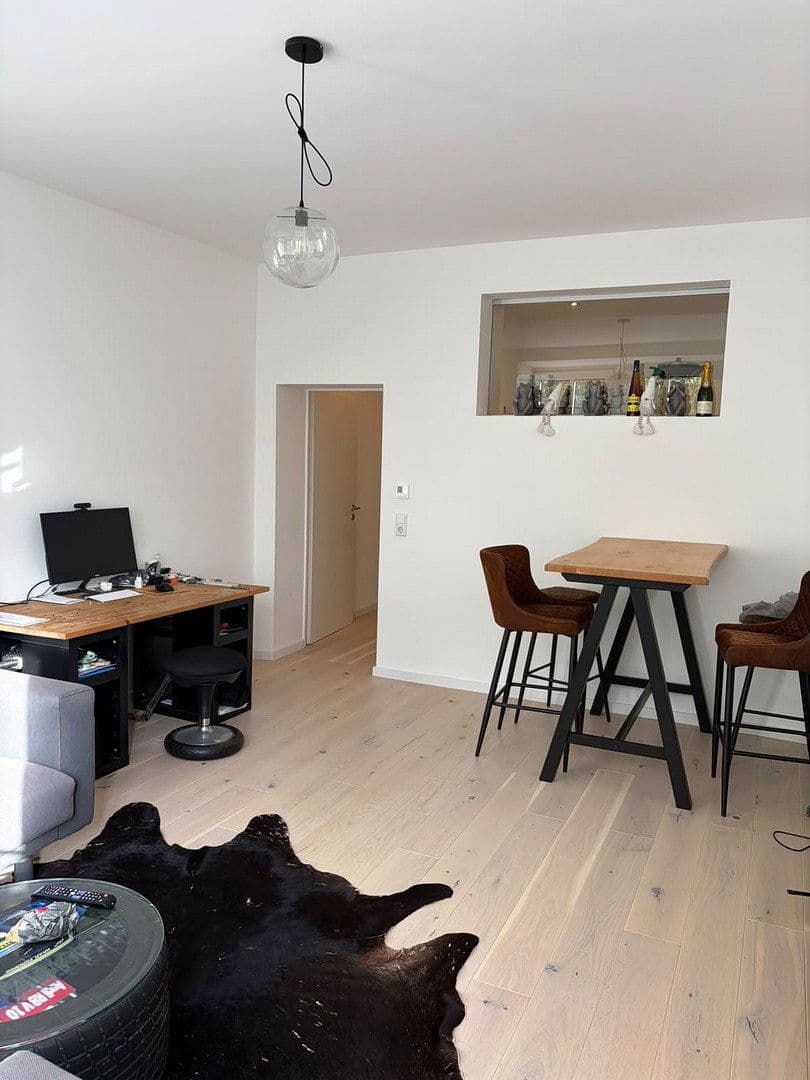 Pronájem bytu 2+1 46 m², Franzstraße 5, Cáchy, Severní Porýní-Vestfálsko Pronájem bytu 2+1 46 m², Franzstraße 5, Cáchy, Severní Porýní-Vestfálsko