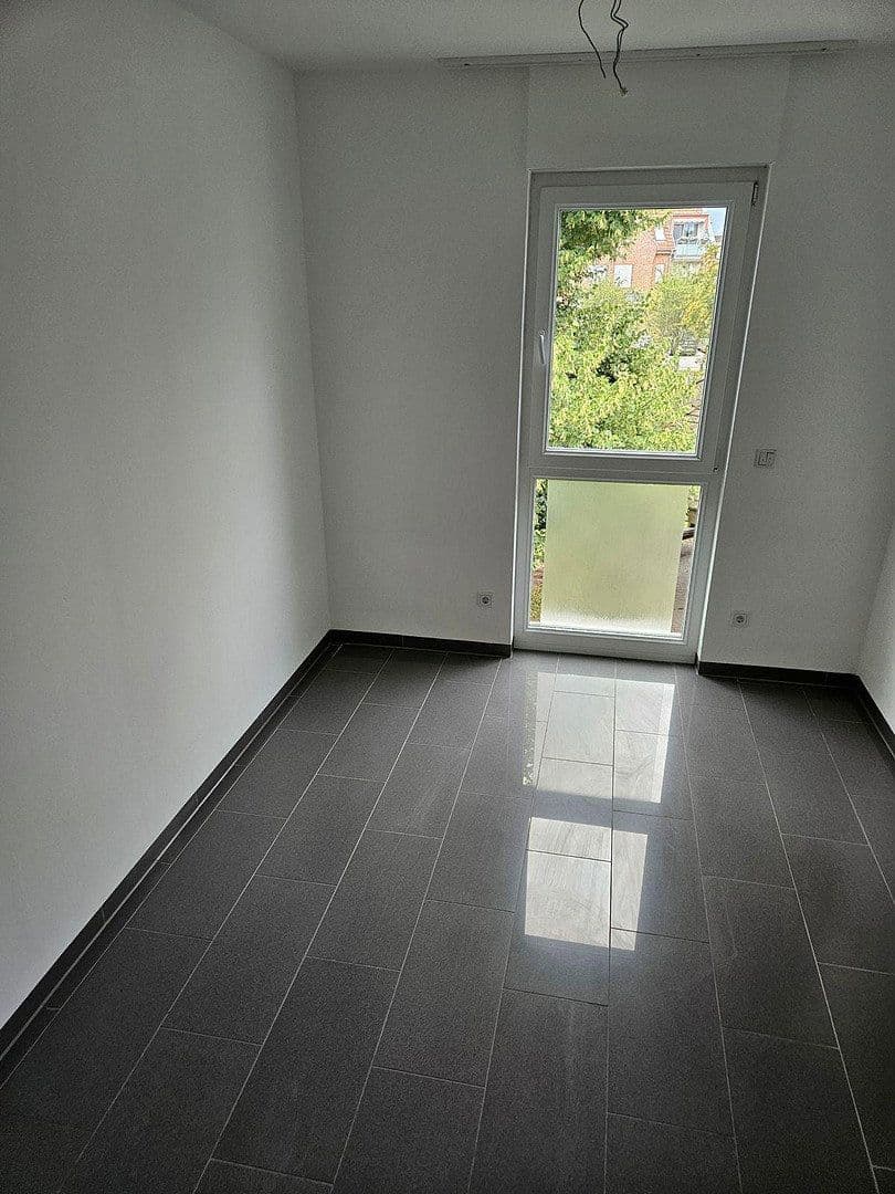 Prodej bytu 6+1 139 m², Dormagen, Severní Porýní-Vestfálsko Prodej bytu 6+1 139 m², Dormagen, Severní Porýní-Vestfálsko