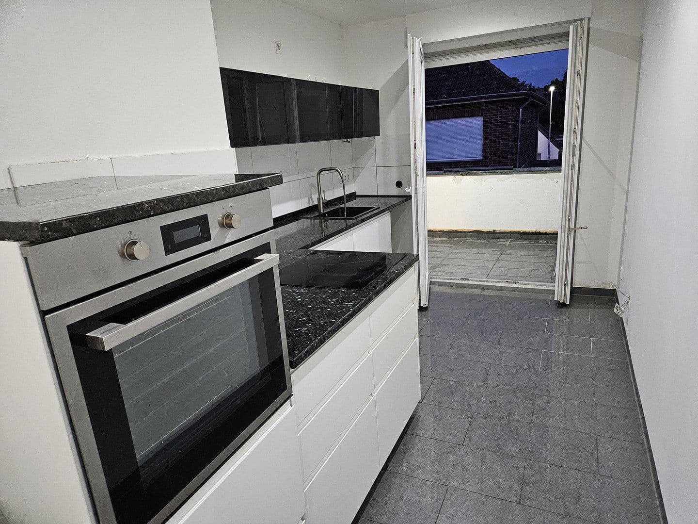 Prodej bytu 6+1 139 m², Dormagen, Severní Porýní-Vestfálsko Prodej bytu 6+1 139 m², Dormagen, Severní Porýní-Vestfálsko