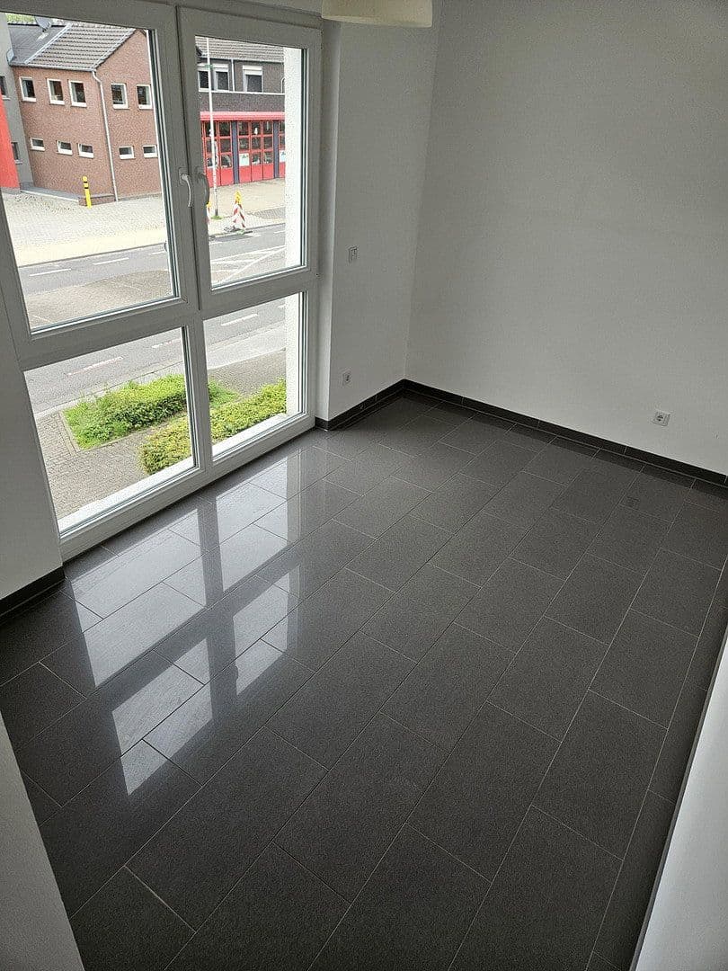 Prodej bytu 6+1 139 m², Dormagen, Severní Porýní-Vestfálsko Prodej bytu 6+1 139 m², Dormagen, Severní Porýní-Vestfálsko