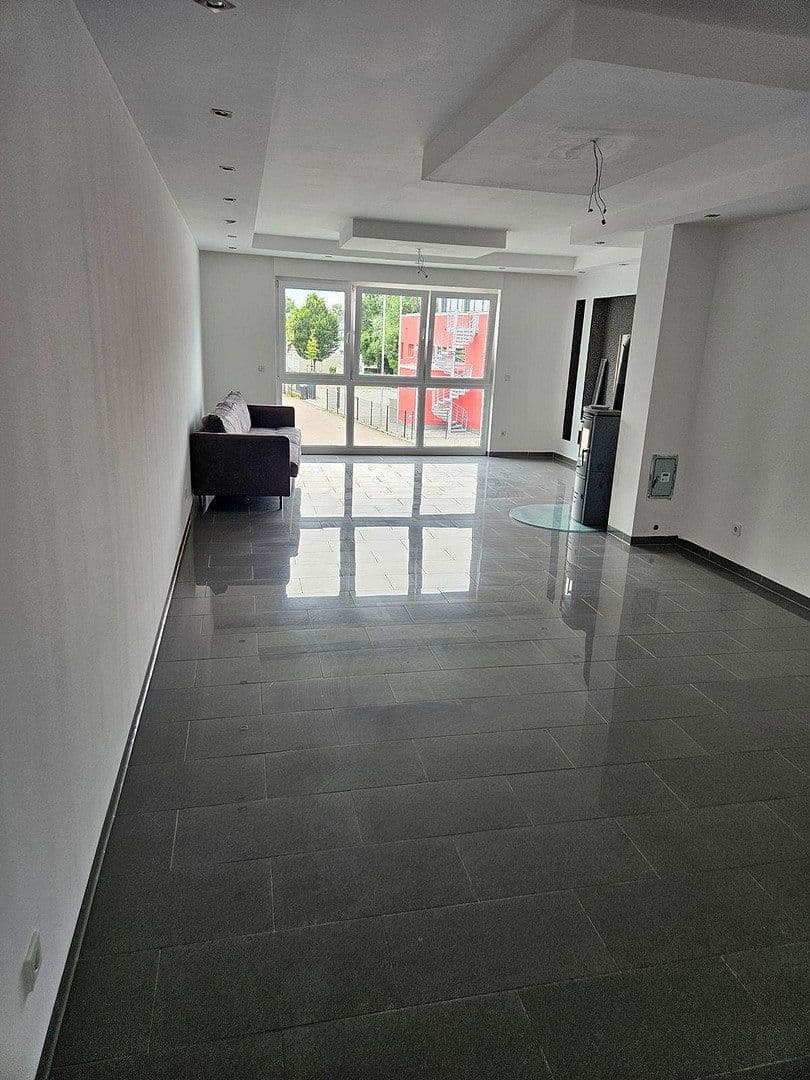 Prodej bytu 6+1 139 m², Dormagen, Severní Porýní-Vestfálsko Prodej bytu 6+1 139 m², Dormagen, Severní Porýní-Vestfálsko