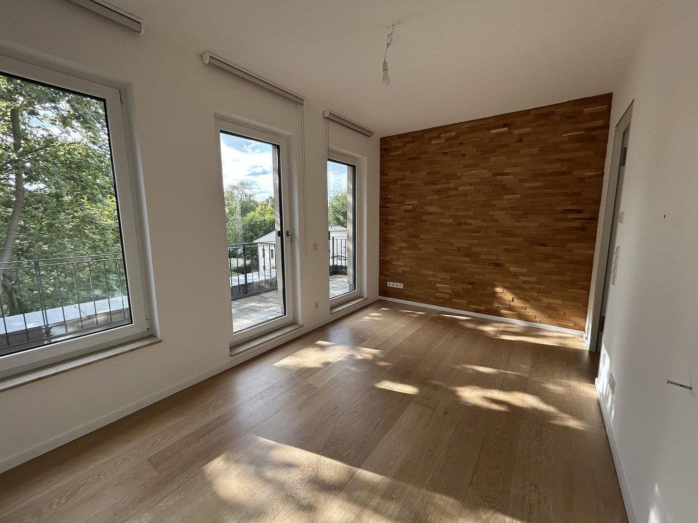 Pronájem bytu 3+1 143 m², Hegelallee 25, Potsdam, Braniborsko Pronájem bytu 3+1 143 m², Hegelallee 25, Potsdam, Braniborsko