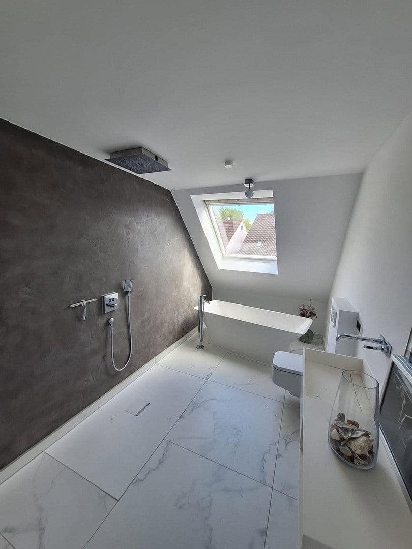 Prodej bytu 2+1 70 m², Bietigheimer Straße 27, Freiberg am Neckar, Bádensko-Württembersko Prodej bytu 2+1 70 m², Bietigheimer Straße 27, Freiberg am Neckar, Bádensko-Württembersko