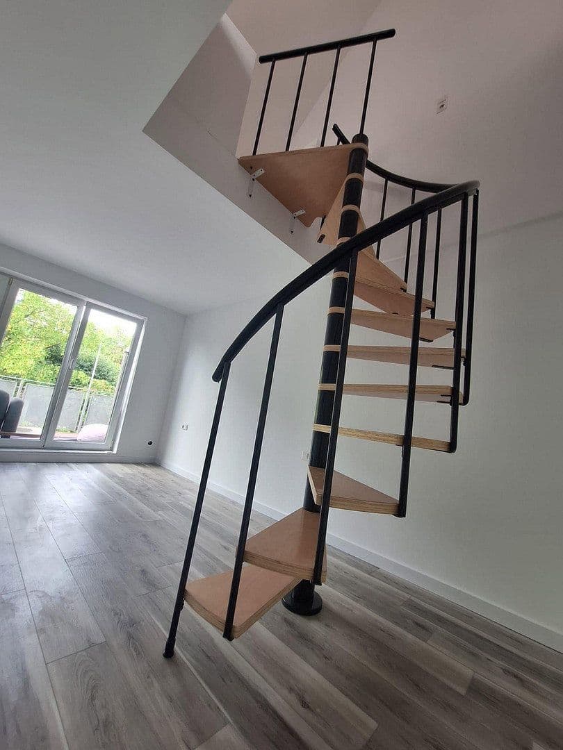 Prodej bytu 2+1 70 m², Bietigheimer Straße 27, Freiberg am Neckar, Bádensko-Württembersko Prodej bytu 2+1 70 m², Bietigheimer Straße 27, Freiberg am Neckar, Bádensko-Württembersko