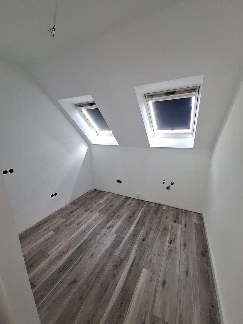Prodej bytu 2+1 70 m², Bietigheimer Straße 27, Freiberg am Neckar, Bádensko-Württembersko Prodej bytu 2+1 70 m², Bietigheimer Straße 27, Freiberg am Neckar, Bádensko-Württembersko