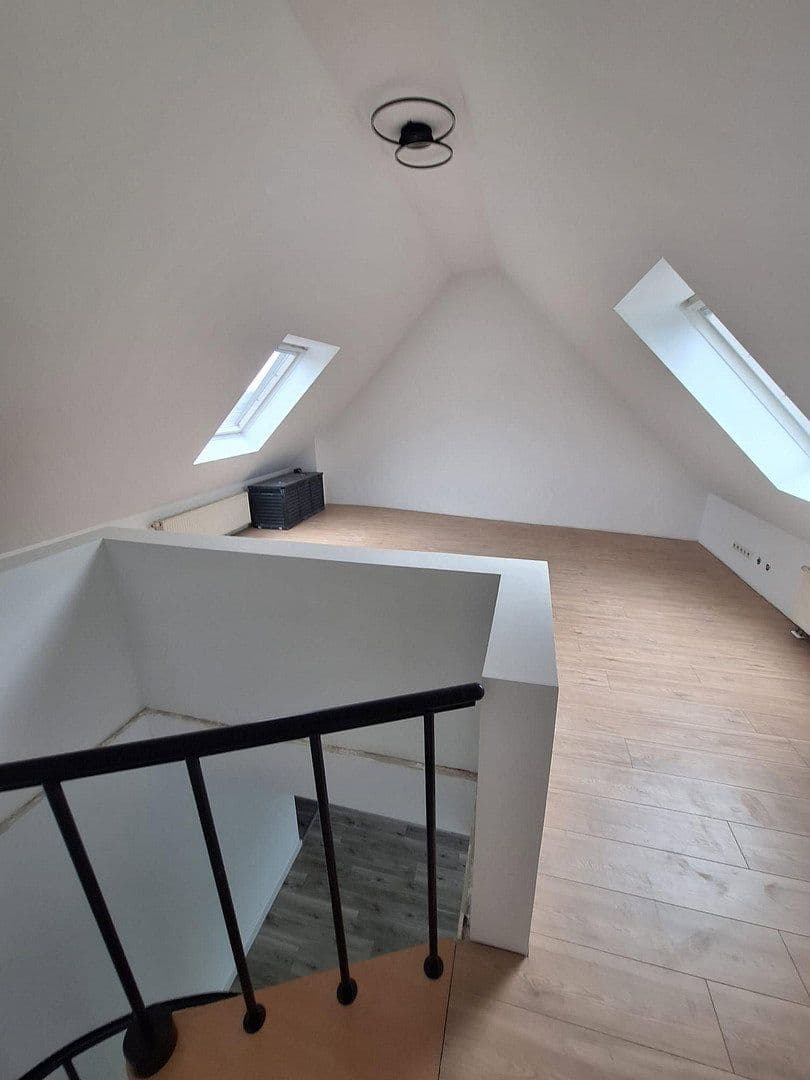 Prodej bytu 2+1 70 m², Bietigheimer Straße 27, Freiberg am Neckar, Bádensko-Württembersko Prodej bytu 2+1 70 m², Bietigheimer Straße 27, Freiberg am Neckar, Bádensko-Württembersko