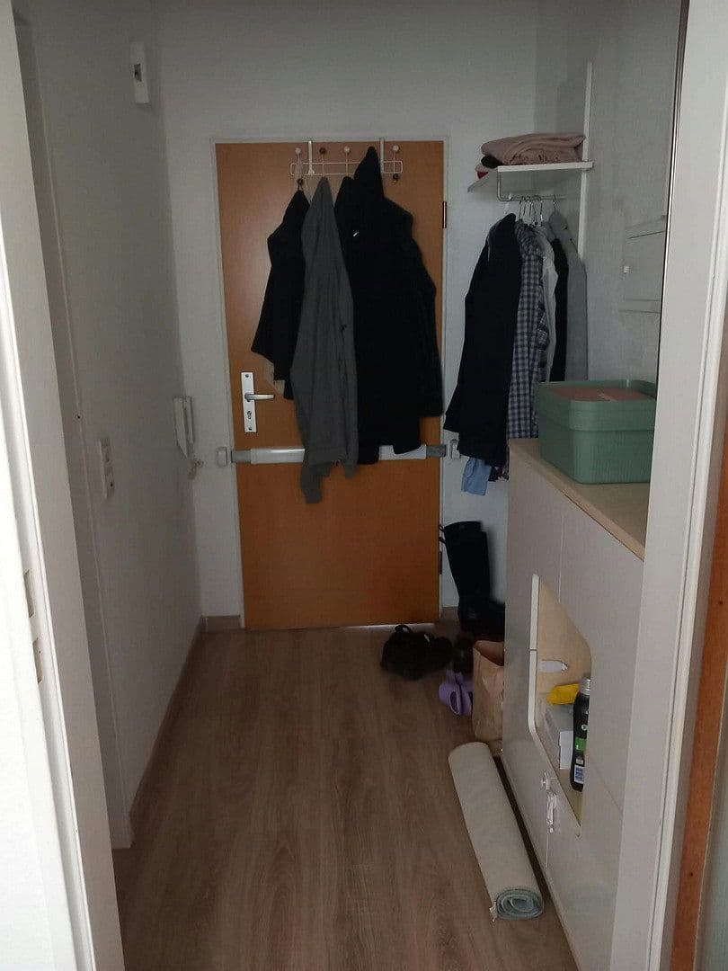 Pronájem bytu 2+1 70 m², Düsseldorf, Severní Porýní-Vestfálsko Pronájem bytu 2+1 70 m², Düsseldorf, Severní Porýní-Vestfálsko