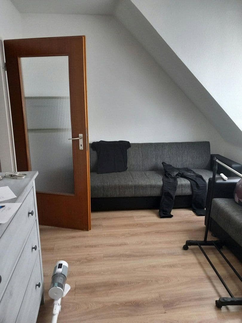 Pronájem bytu 2+1 70 m², Düsseldorf, Severní Porýní-Vestfálsko Pronájem bytu 2+1 70 m², Düsseldorf, Severní Porýní-Vestfálsko