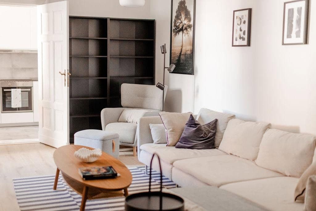 Pronájem bytu 1+1 55 m², Schlegelstrasse 11, Berlin, Berlín Pronájem bytu 1+1 55 m², Schlegelstrasse 11, Berlin, Berlín