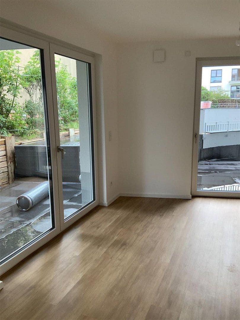 Pronájem bytu 1+1 39 m², Goerdelerstraße 33, Offenbach, Hessen Pronájem bytu 1+1 39 m², Goerdelerstraße 33, Offenbach, Hessen