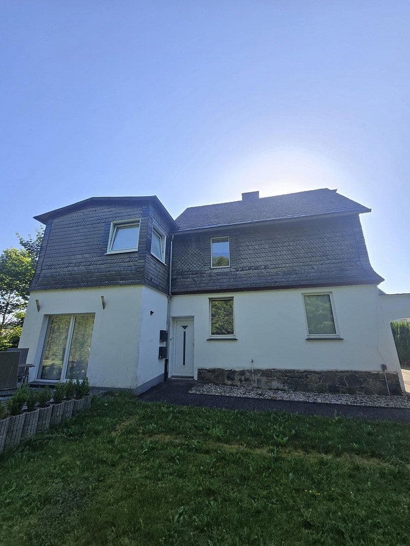 Prodej domu 218 m², pozemek 400 m², Winterberg, Severní Porýní-Vestfálsko Prodej domu 218 m², pozemek 400 m², Winterberg, Severní Porýní-Vestfálsko