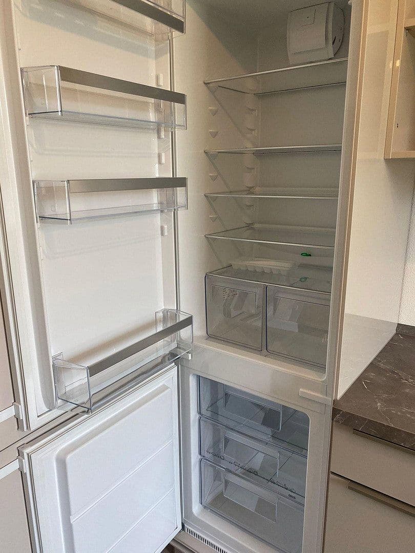 Pronájem bytu 2+1 59 m², Meisenweg 15, Germering, Bavorsko Pronájem bytu 2+1 59 m², Meisenweg 15, Germering, Bavorsko