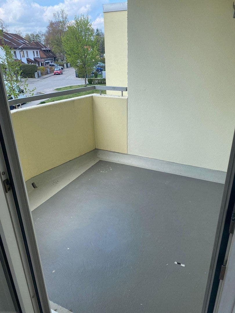 Pronájem bytu 2+1 59 m², Meisenweg 15, Germering, Bavorsko Pronájem bytu 2+1 59 m², Meisenweg 15, Germering, Bavorsko