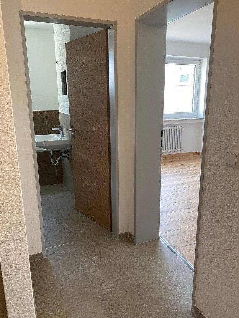 Pronájem bytu 2+1 59 m², Meisenweg 15, Germering, Bavorsko Pronájem bytu 2+1 59 m², Meisenweg 15, Germering, Bavorsko